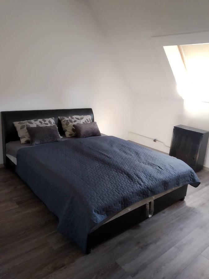 Tímár utcai lakás Eger Exterior foto